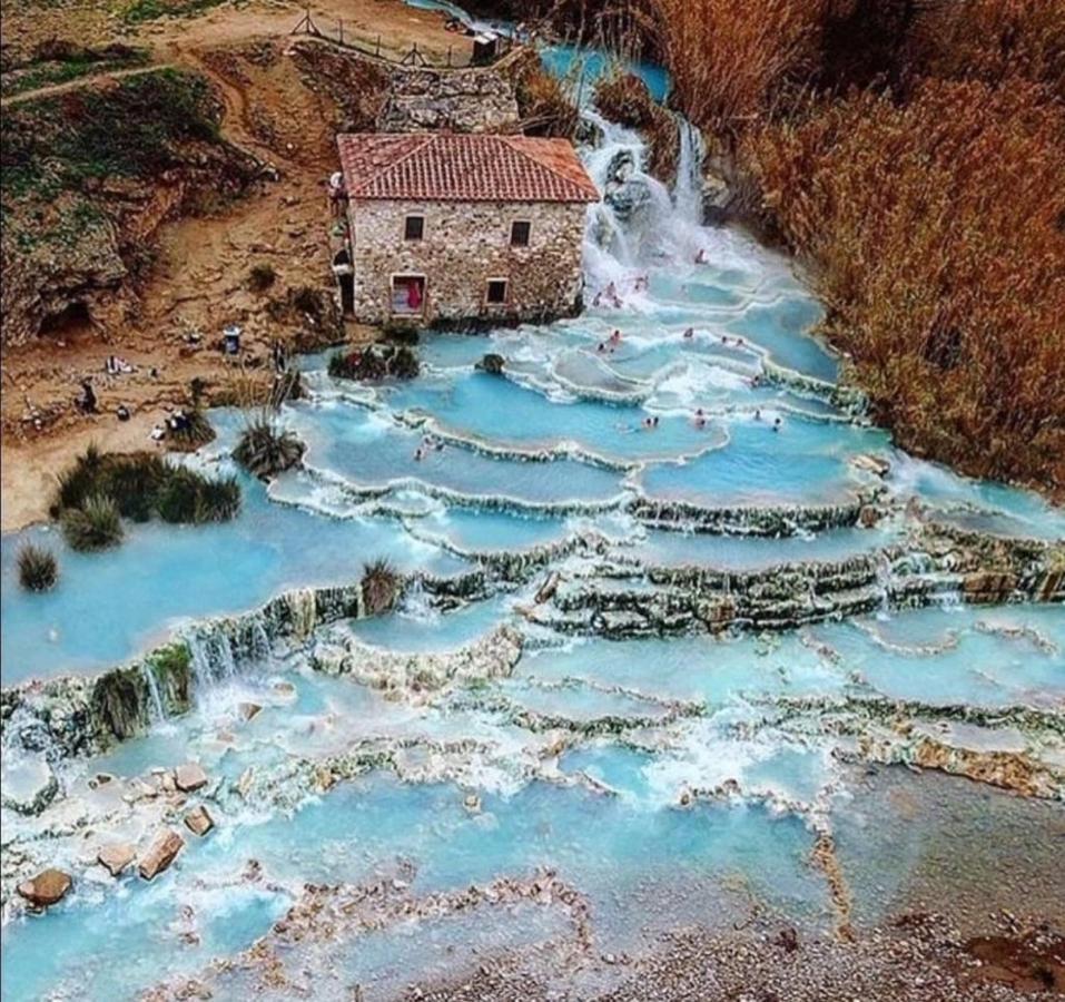 Villa Casa Indipendente In Paese Con Giardino Saturnia Exterior foto